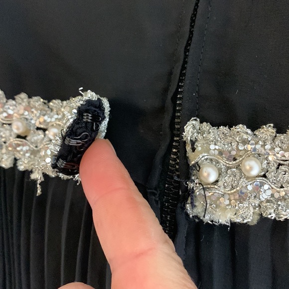 Retro Glam Dress - Picture 10 of 12